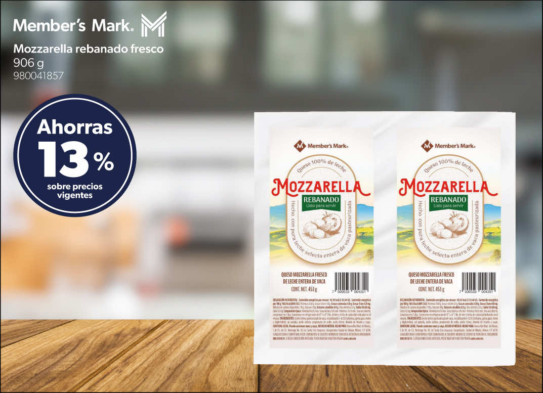 Mozzarella rebanado fresco