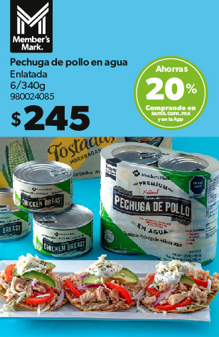 Pechuga de pollo en agua